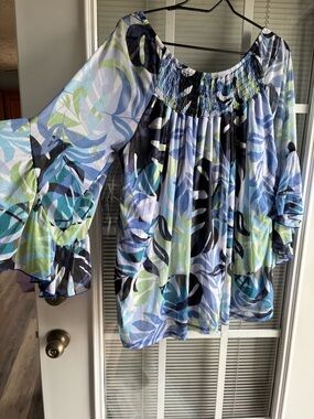 Smocked Blue Floral Bell-Sleeve Women's Top by Cato Woman 18/20W